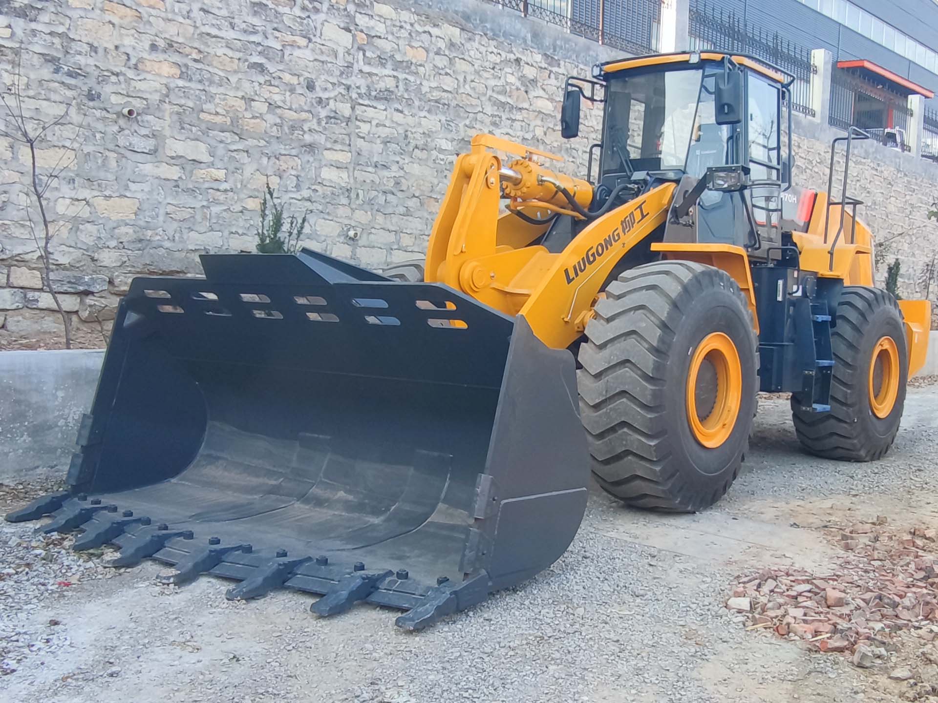 LIUGONG CLG870H 7ton front end wheel loader